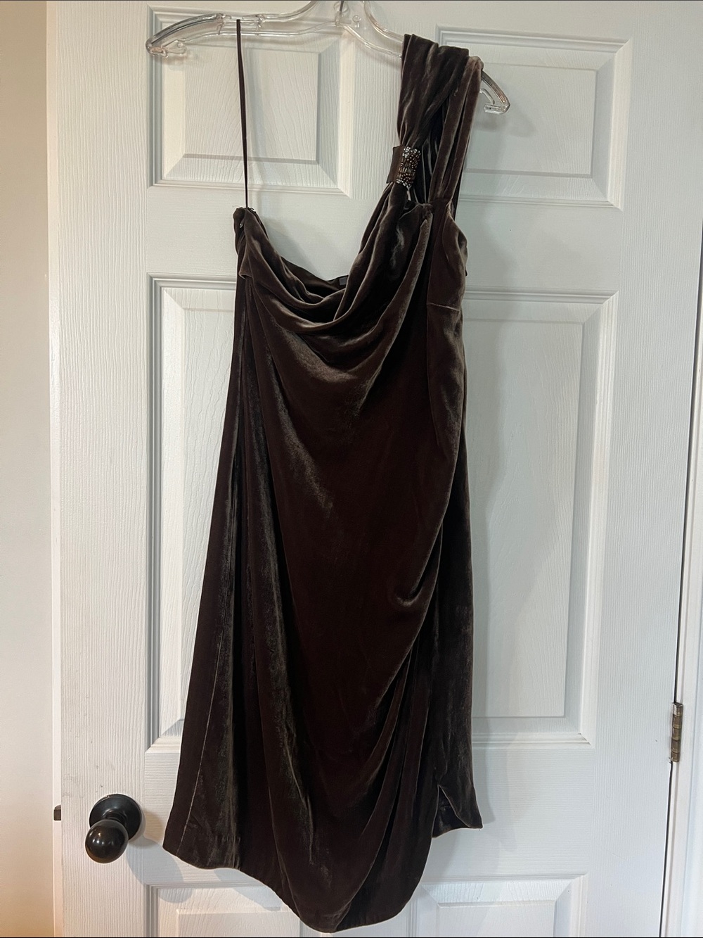 One-Shoulder Velvet Mini Dress in Dark Brown